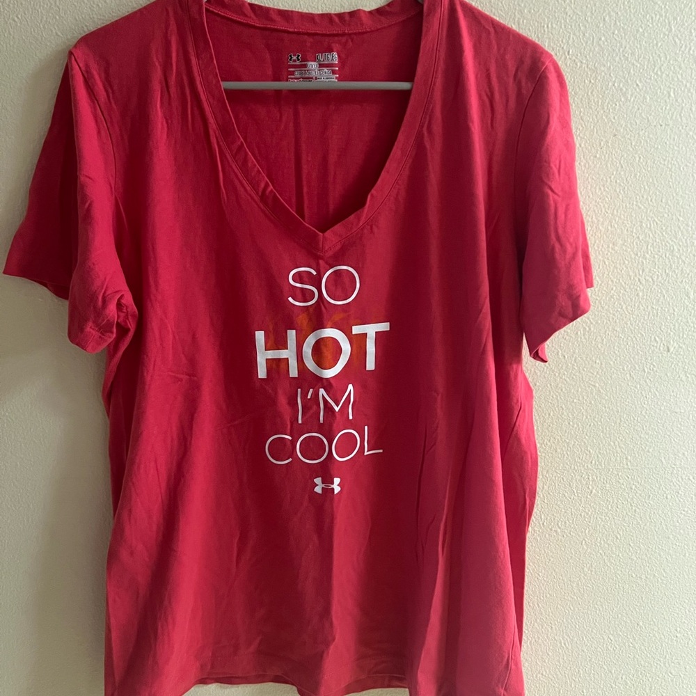 Under Armour vneck tee